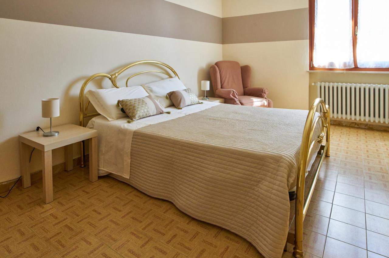 Cinzia'S Holiday Home Desenzano del Garda Ngoại thất bức ảnh