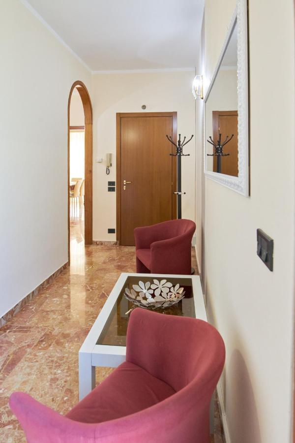 Cinzia'S Holiday Home Desenzano del Garda Ngoại thất bức ảnh